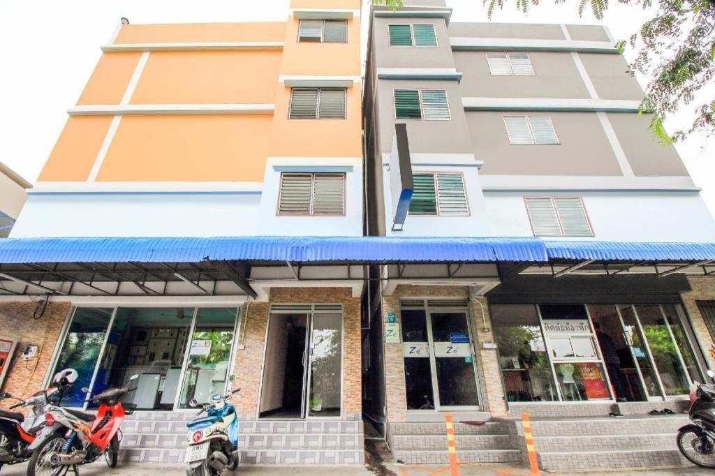 Ze Residence Ram Intra Banguecoque Exterior foto